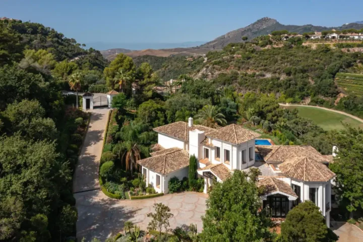 Frontline Golf Villa in La Zagaleta | 7 Bedrooms | €6.25M