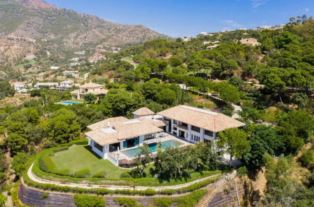 Art Deco Estate Villa in La Zagaleta | 6 Bedrooms | €7M 1