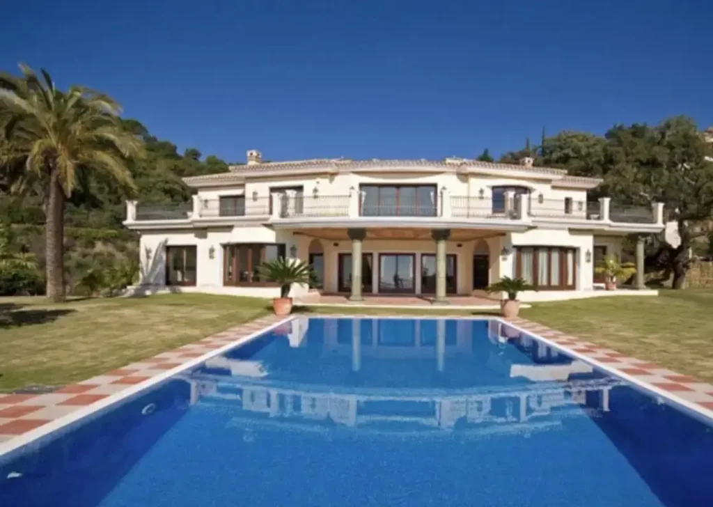 Classic Luxury Estate in La Zagaleta | 7 Bedrooms | €8.95M 1