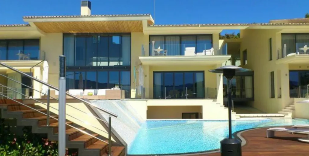Contemporary Grand Estate in La Zagaleta | 9 Bedrooms | €9M 2