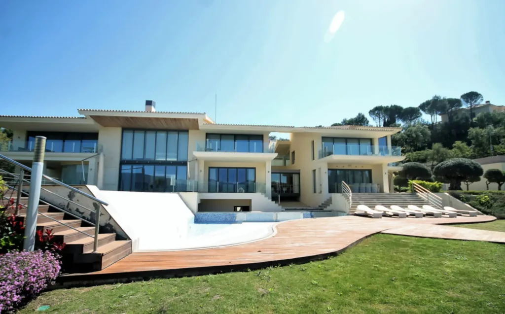 Contemporary Grand Estate in La Zagaleta | 9 Bedrooms | €9M 3