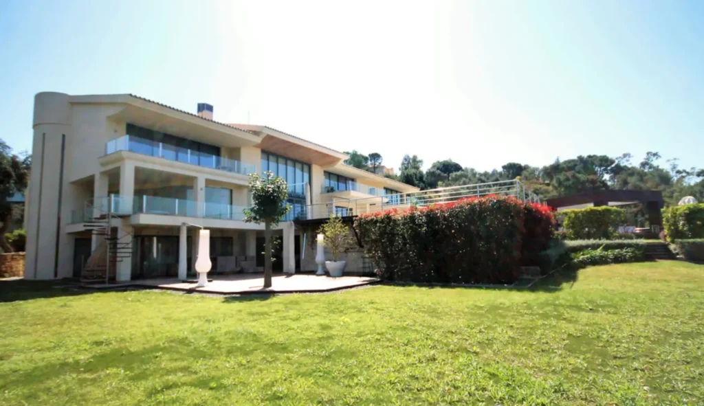 Contemporary Grand Estate in La Zagaleta | 9 Bedrooms | €9M 6