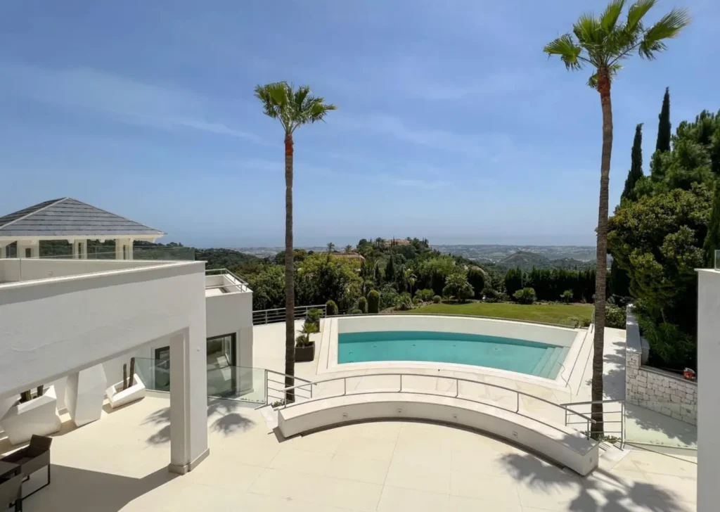 Contemporary Panoramic Sea View Villa in La Zagaleta | 5 Bedrooms | €9.4M 2