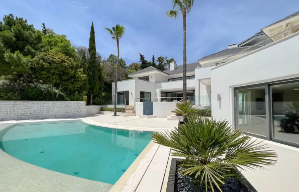 Contemporary Panoramic Sea View Villa in La Zagaleta | 5 Bedrooms | €9.4M 3