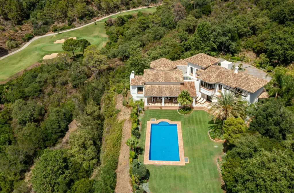 Frontline Golf Villa in La Zagaleta | 7 Bedrooms | €6.25M 2