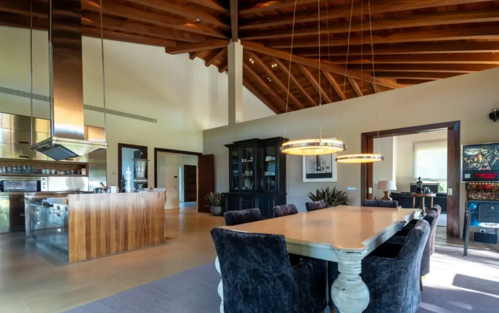 Grand Andalusian Estate in La Zagaleta | 8 Bedrooms | €9.9M 11