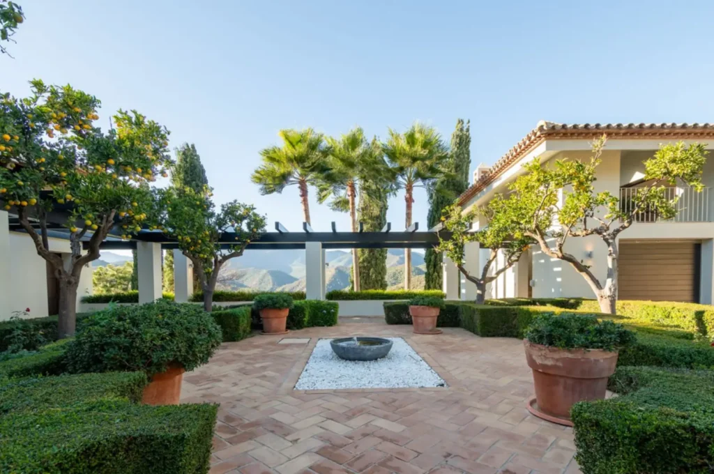 Grand Estate Villa in La Zagaleta | 8 Bedrooms | €9.9M 6