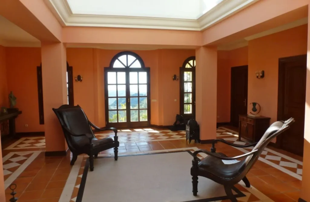 Grand Renovation Opportunity in La Zagaleta | 6 Bedrooms | €7.6M 2
