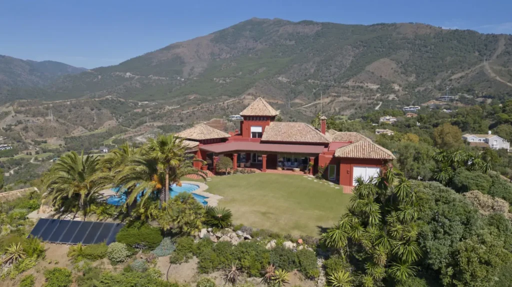 Hilltop Estate Villa in La Zagaleta | 5 Bedrooms | €9M 1