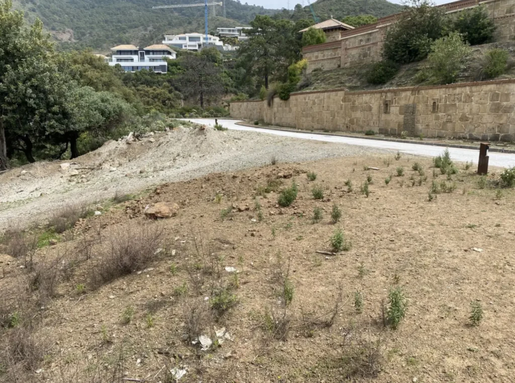 Licensed Panoramic View Plot in La Zagaleta | 5,216 m² | €4.2M 3