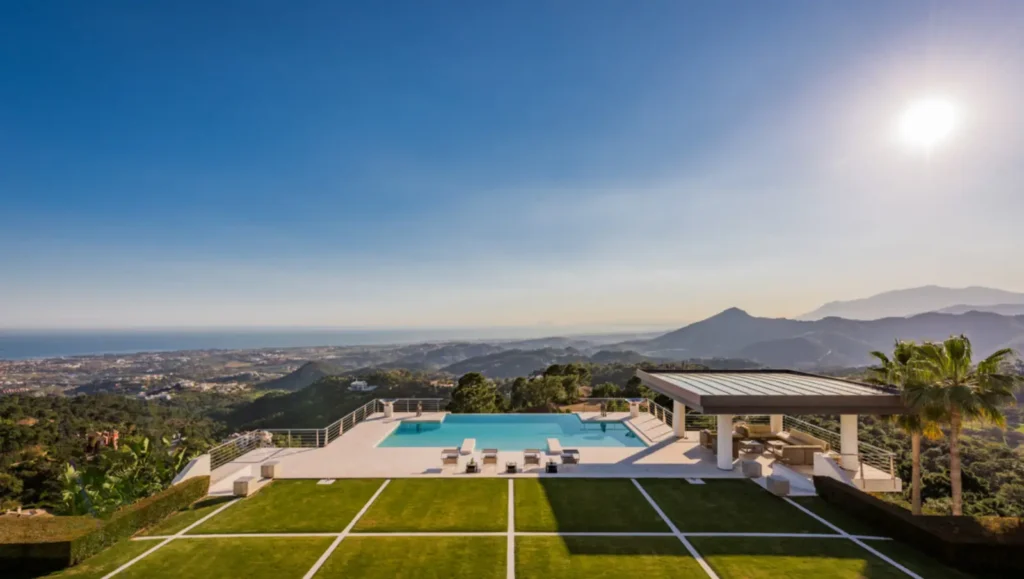 Ultra-Prime Contemporary Estate in La Zagaleta | 6 Bedrooms | €29M 12