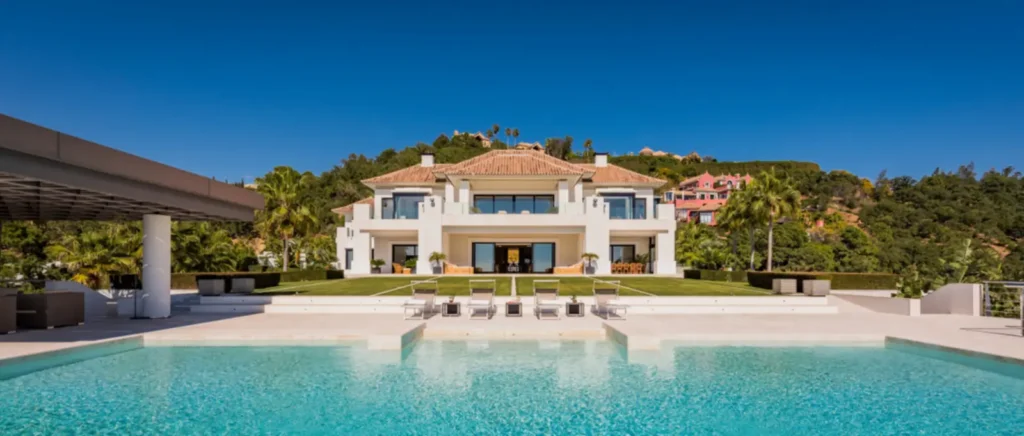 Ultra-Prime Contemporary Estate in La Zagaleta | 6 Bedrooms | €29M 14