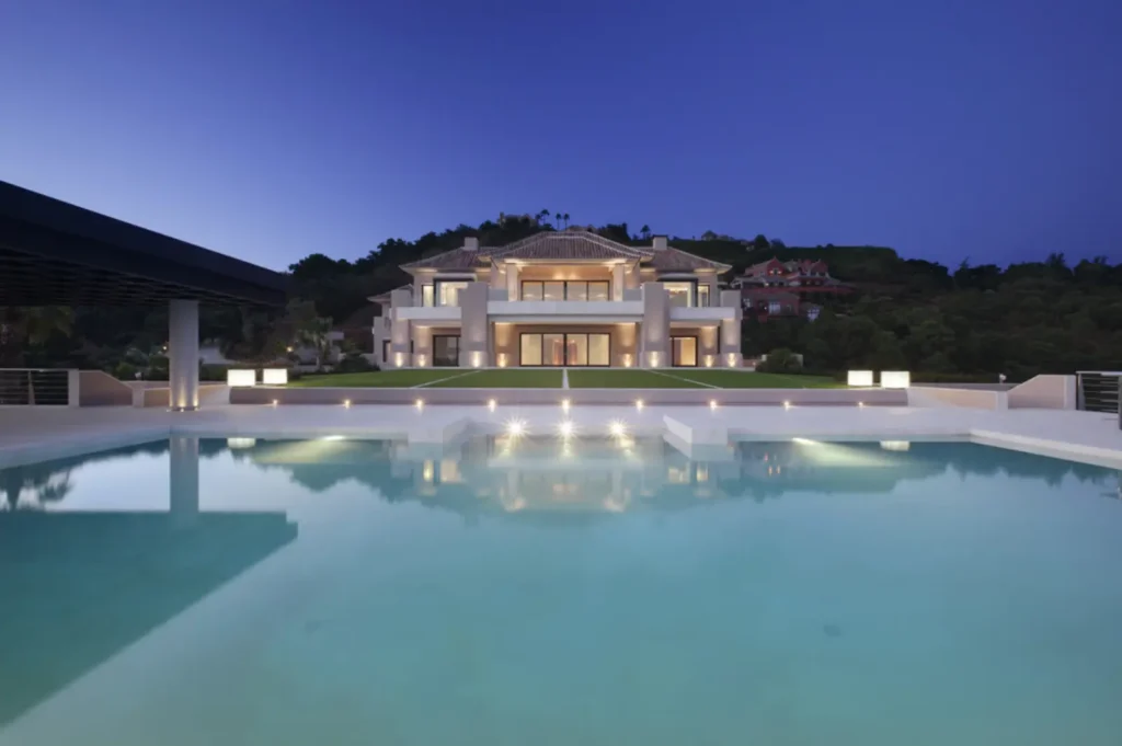 Ultra-Prime Contemporary Estate in La Zagaleta | 6 Bedrooms | €29M 6